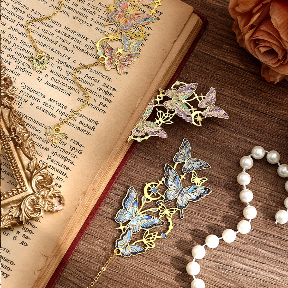 Butterfly Metal Bookmark Colorful Hollow Bookmark With Pendant Butterfly Reading Accessory Long-Lasting For Gift Giving Reading