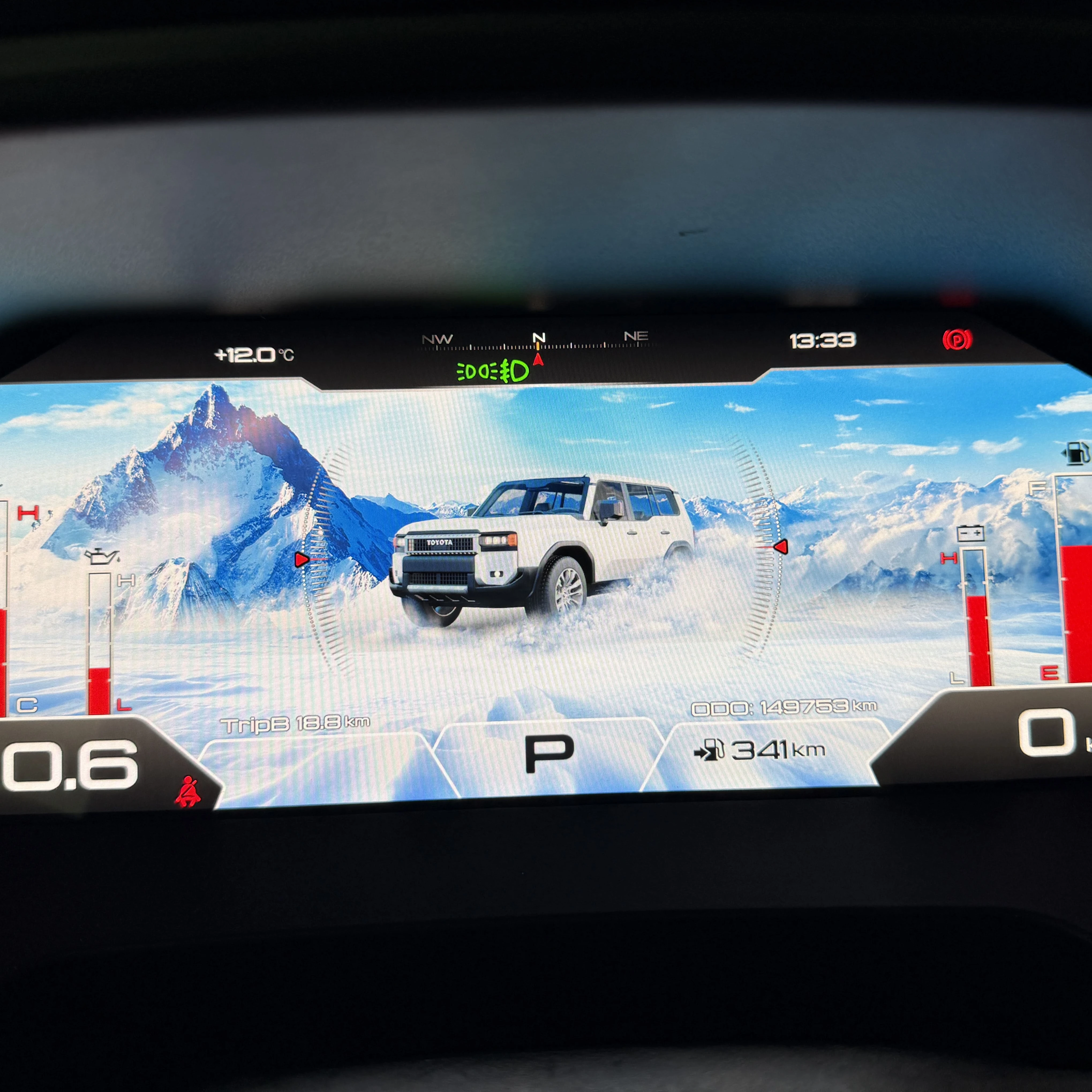 LC200 Car Instrument Android LCD Instrument Supports 6 Terrain Styles
