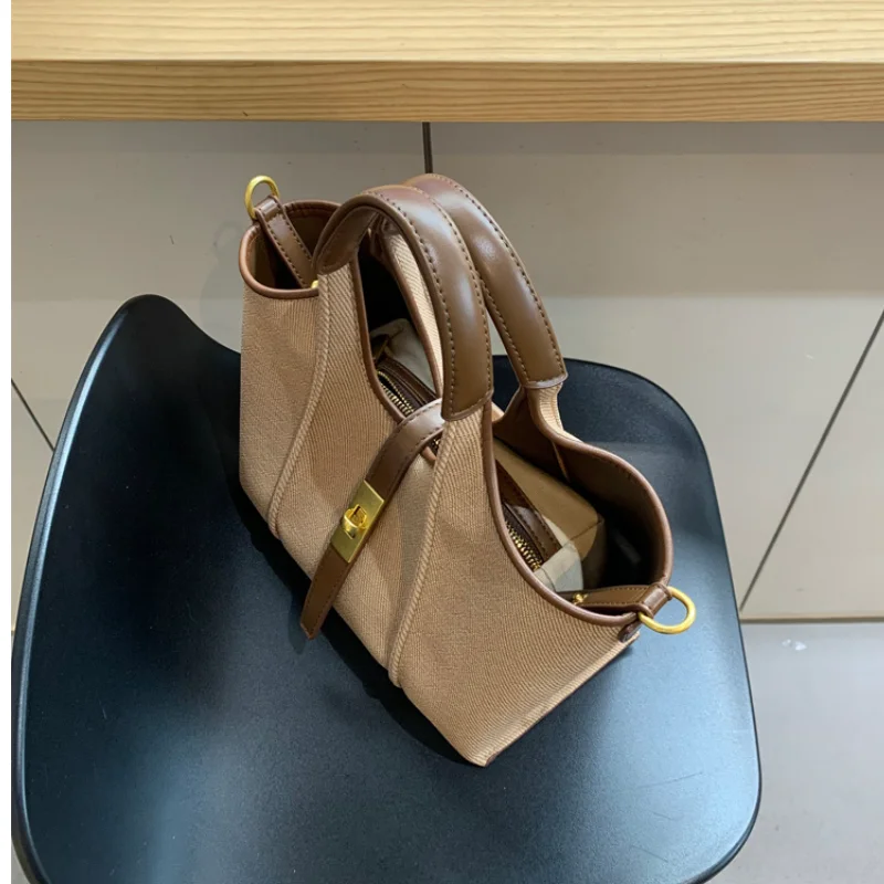 New Tote Bags Women\'s Fashion Shoulder Bags Bucket Bag High Capacity Leisure Versatile Retro Lady Trend Commuter Handheld Bags