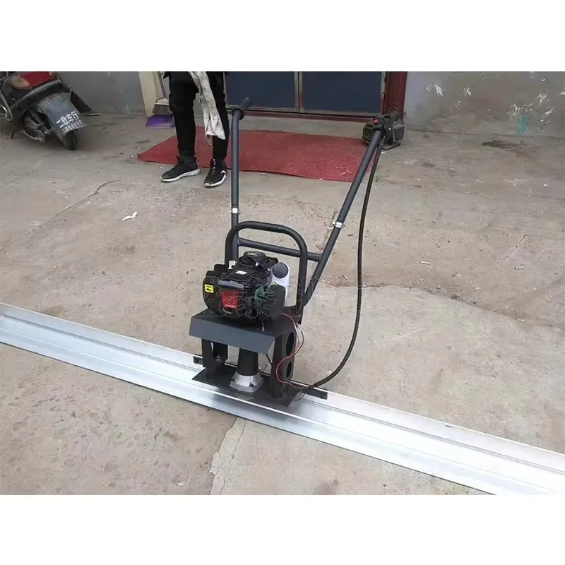 Floor & Ground Leveling Troweling Machine with Engine for Film Coating