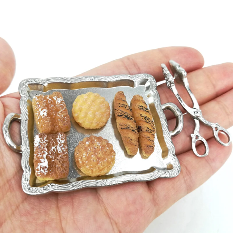 Silver Tray + Clip + 6 Breads 8Pcs Set 1/12 / 1/6 Dollhouse Kitchen Accessories Doll Houses Miniature Accessories Toys Gift