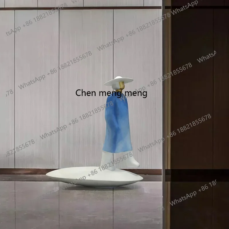 

Sales Hall FRP Figure Sculpture Front Desk Large Creative Floor Ornaments Artwork