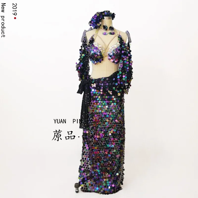 Customized Belly Dancewear Rhinestone Accessories Group Stage Suit Performance Costume Belly Dancing Bra Tassel Split Skirt Set