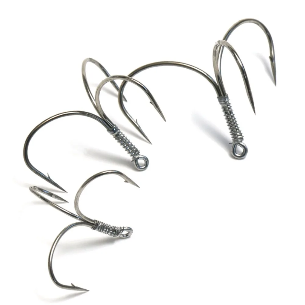 5pcs attrezzatura da pesca ami da pesca new Lure Treble Jig gancio in acciaio ad alto tenore di carbonio affilatura affilata pesca triplo gancio di