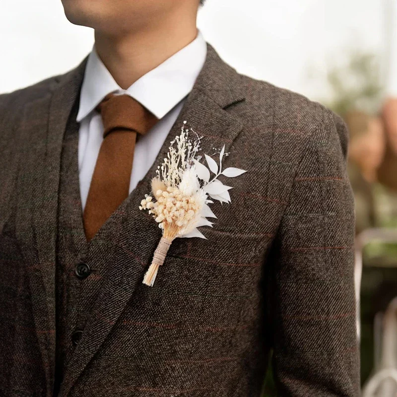 6Pcs Mini Natural Dry Flowers Bouquet,Groomsmen Buttonholes,Boutonniere for Men,Bridesmaid Flower,Corsage Brooch,Wedding Decor