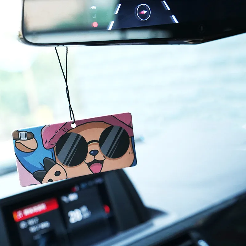 Anime One Piece Rufy Ciondolo per auto Ciondolo per pezzo profumato Aromaterapia Carta d'acqua Decorazione per auto Kawaii Figura anime Regali giocattolo