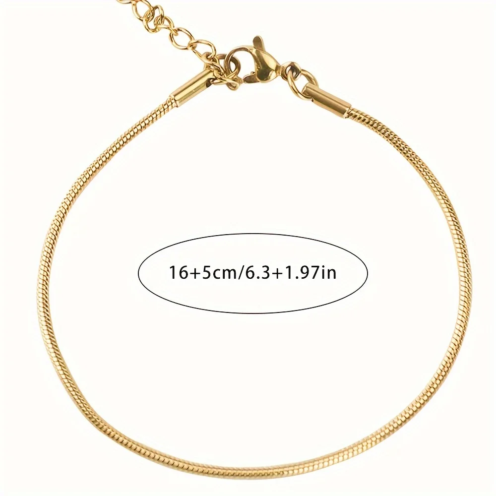 

A Stylish And Versatile Stainless Steel Snake Chain Bracelet for Women That Can Be Stacked