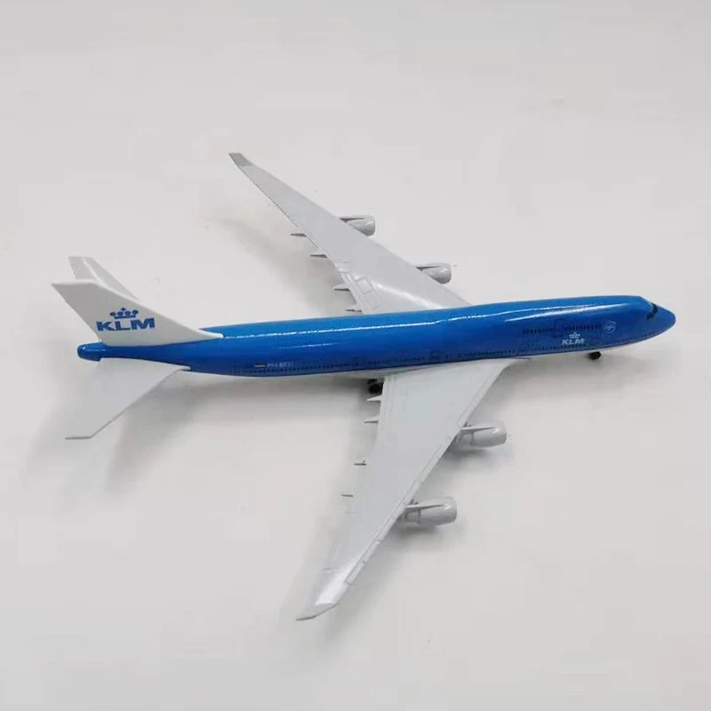 20cm Aircraft KLM Royal Dutch Airlines Boeing 747 with Landing Gear B747 Alloy Plane Model Collection Home Decoration