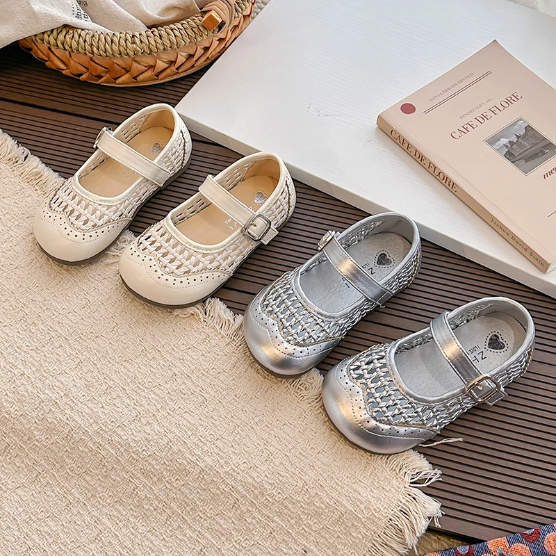 

YUYIN 2026 New Girls' Hollow-out Sandals Breathable Fashionable Children's Summer Trendy Baby Walking Shoes Princess Shoes