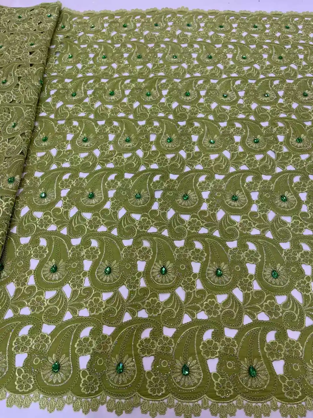 ผ้าลูกไม้คุณภาพสูงจากไนจีเรีย แอฟริกา ปักลายด้วยลูกปัด ประดับด้วยหิน ผ้าทูลล์ กิปัวร์ ละลายน้ำได้ 5 หลา สำหรับชุดแต่งงาน