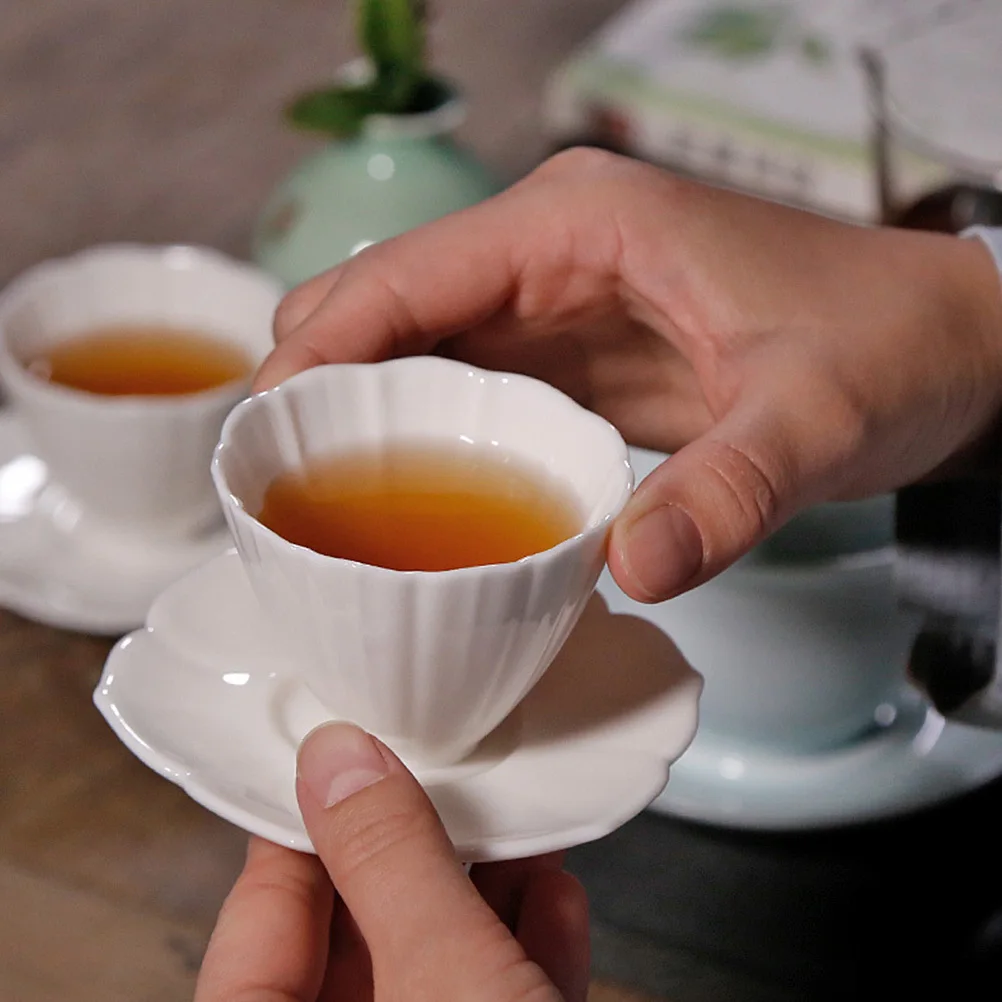 

2Pcs Lotus Ceramic Heat Resistant Tea Cup Mats Protective Cup Cushions Household Tea Set Mat Decoration Insulation Pad