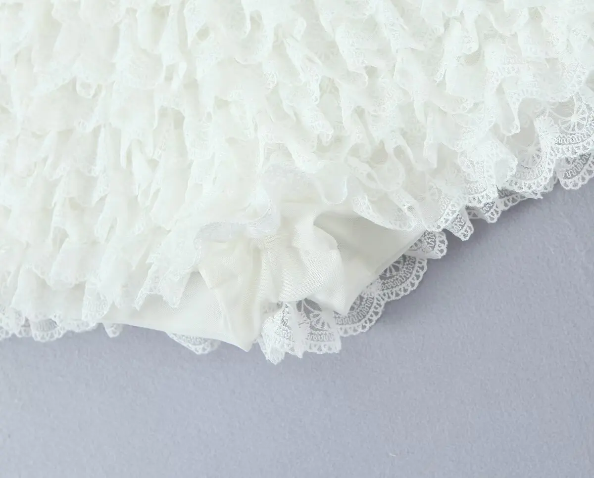 RARA Womens Shorts Elastic Waistband All Over Ruffled Lace Design Fluffy and Playful Style Perfect for Summer
