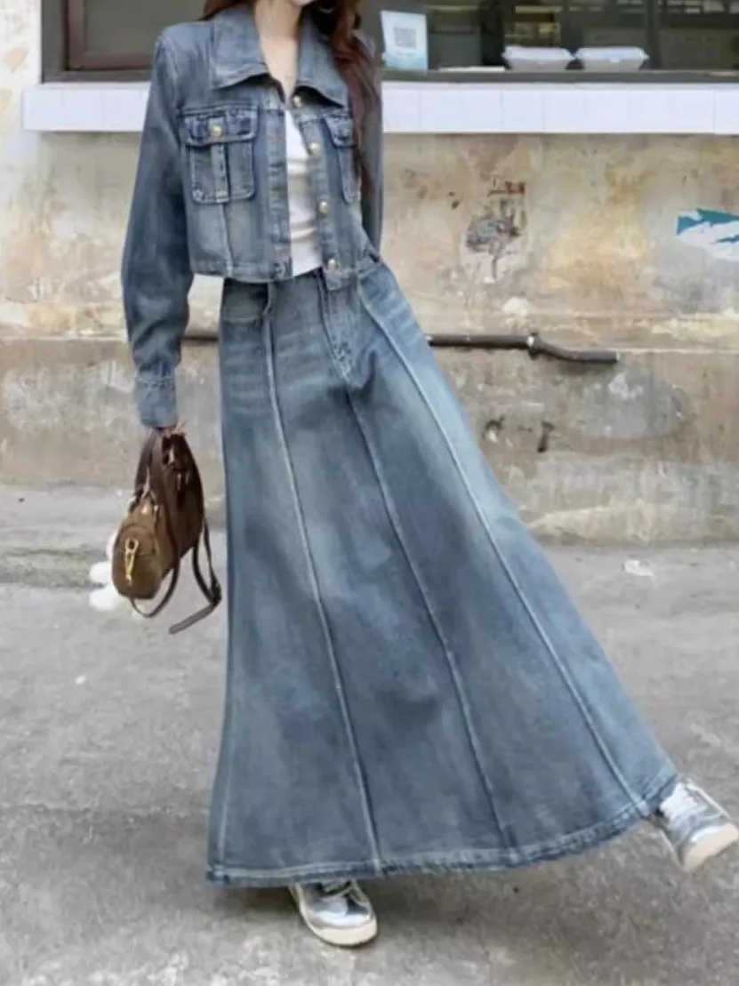 

Ретро джинсовый комплект для женщин: летний свободный крой, укороченный жакет с длинными рукавами, юбка макси с высокой талией, модный повседневный наряд из двух предметов