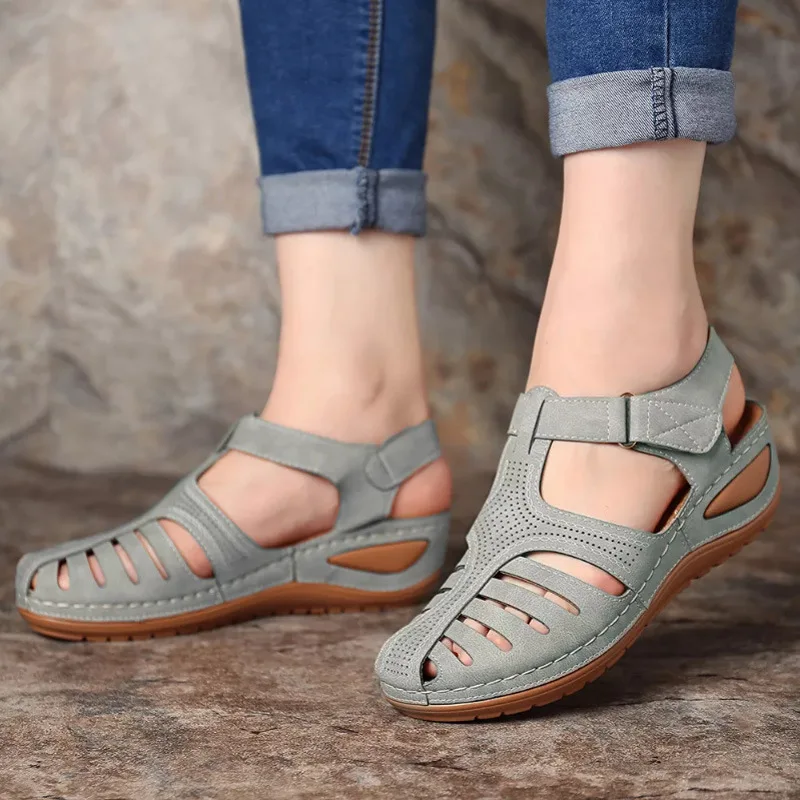 Women's Closed Toe Hollow One-Strap Wedge Roman Style Sandals