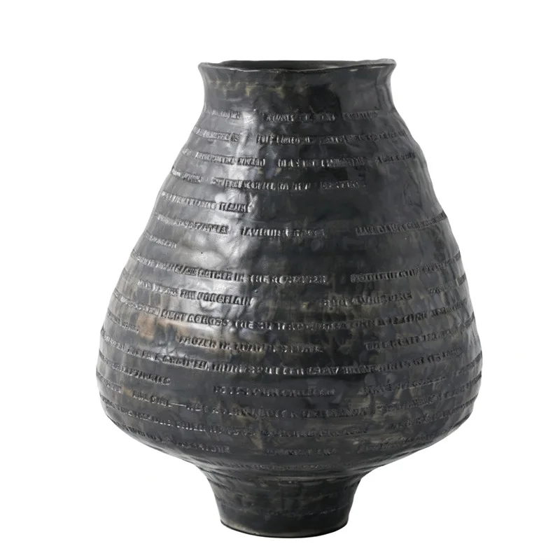 Wabi Sand Aesthetics Retro Texture Ceramic Vase Handmade Flower Arrangement High-end B & B Hotel Zen Flower Arrangement