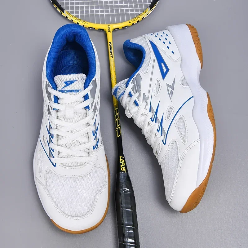 ผู้ชายวอลเลย์บอลมืออาชีพรองเท้าUnisexกีฬาBreathable Dampingรองเท้าผู้หญิงตาข่ายสวมใส่รองเท้าผ้าใบรองเท้าแบดมินตันใหม่