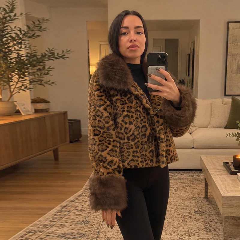 Hot Selling Women Leopard Print Faux Fur Cropped Jacket Long Sleeve Chic Fur Collar Cuff Button Front Warm Furry Streetwear Coat