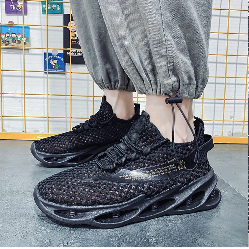 

Новые летние легкие удобные дышащие спортивные туфли на плоской подошве с низким берцем на шнуровке для пар с большими сетчатыми вставками