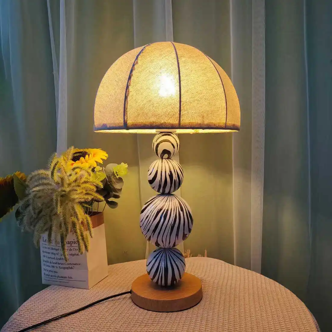 Hotel bedroom study Bauhaus living room lamp