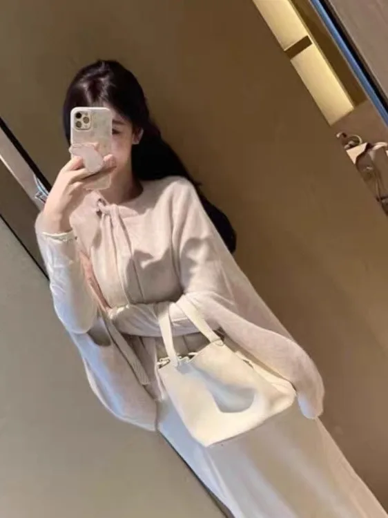 الوردي الدب الفراء سترة معطف المرأة الخريف الشتاء Thiened ملابس خارجية دافئة مع القوس عقدة حزام الكنغر oulder عارضة الخارجي L...