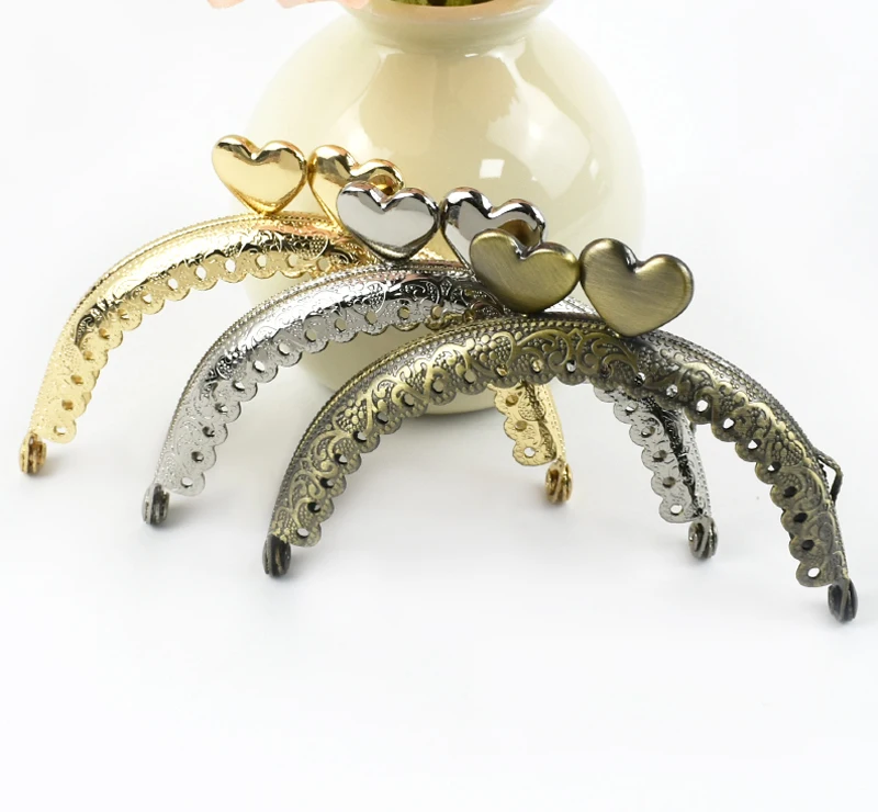 1/2/5/10Pcs 85mm Embossed Metal Purse Frame Mini Coin Bags Handle Handmade Wallet Kiss Clasp DIY Sewing Brackets Bag Accessories