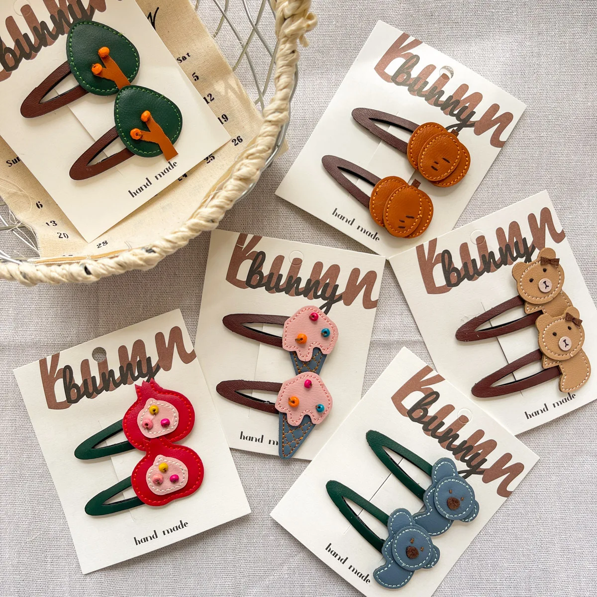 

18 Pairs/Lot, Artificial Leather Bow Hair Clips Lovely Icecream Pumpkin Animal Snap Clips For Baby Girls Hair Accessories