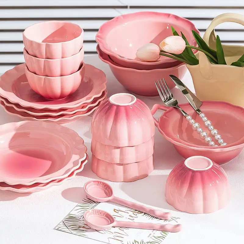 مجموعة وعاء، أدوات المائدة المنزلية