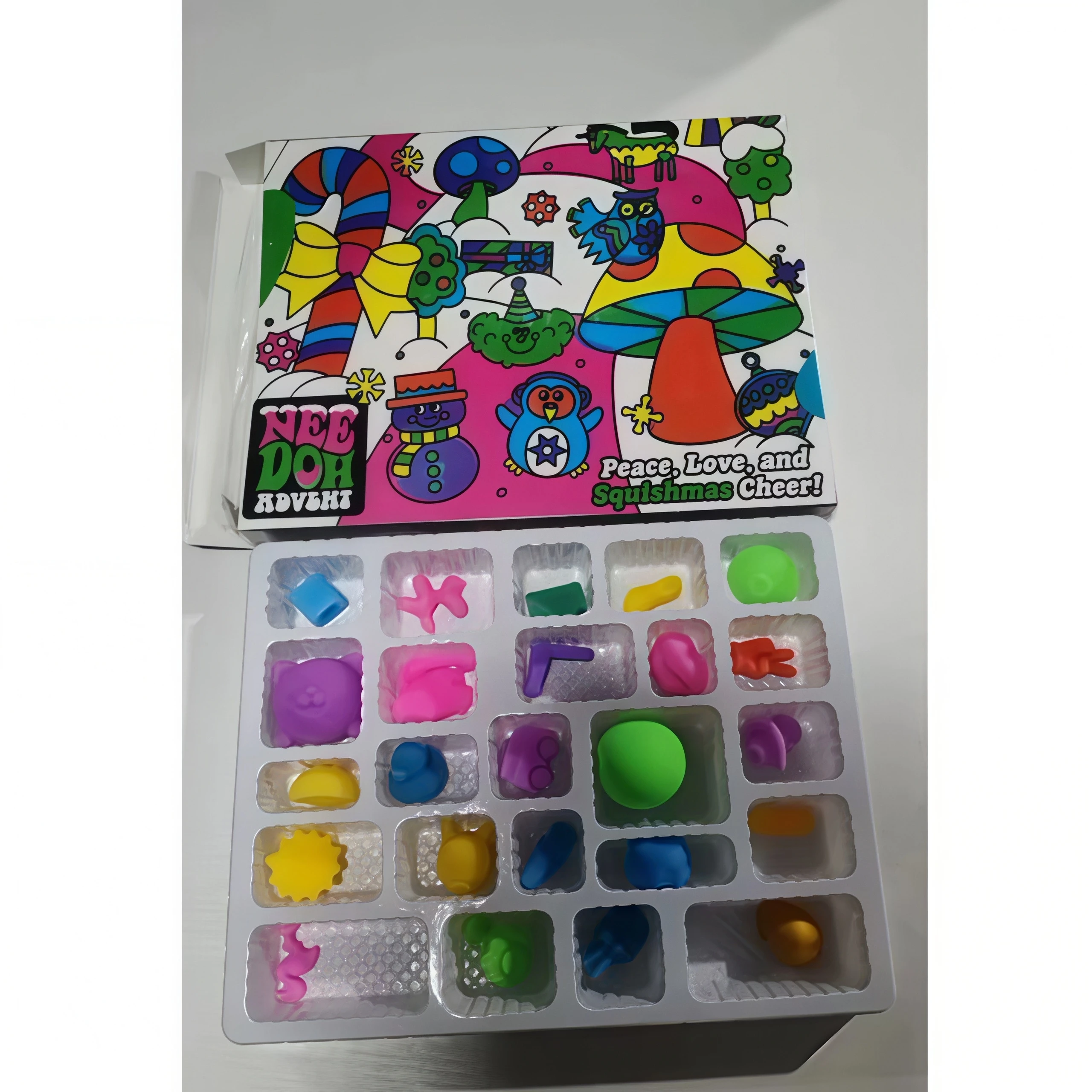 2026 Adventskalender 13/24 Tage Gruselige Squishy Slow-Rise Stressabbau Countdown Geschenkbox Party Überraschung Adventsboxen Weihnachtsdekoration – Detail 5