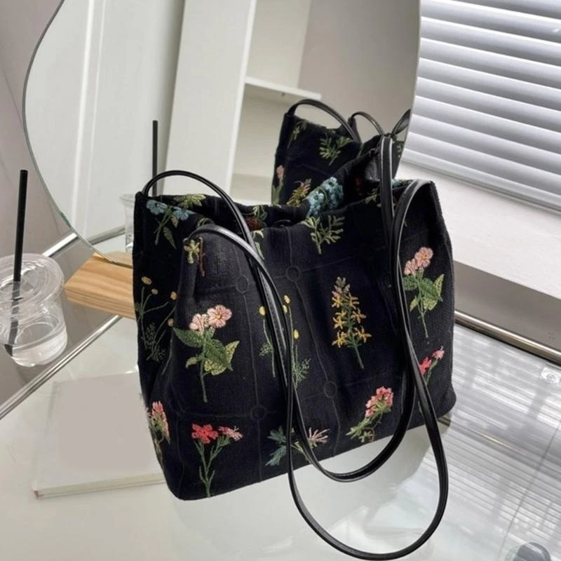50LE Shoulder Bag for Women Girl Handbag Underarm Bag Versatile Armpit Bag