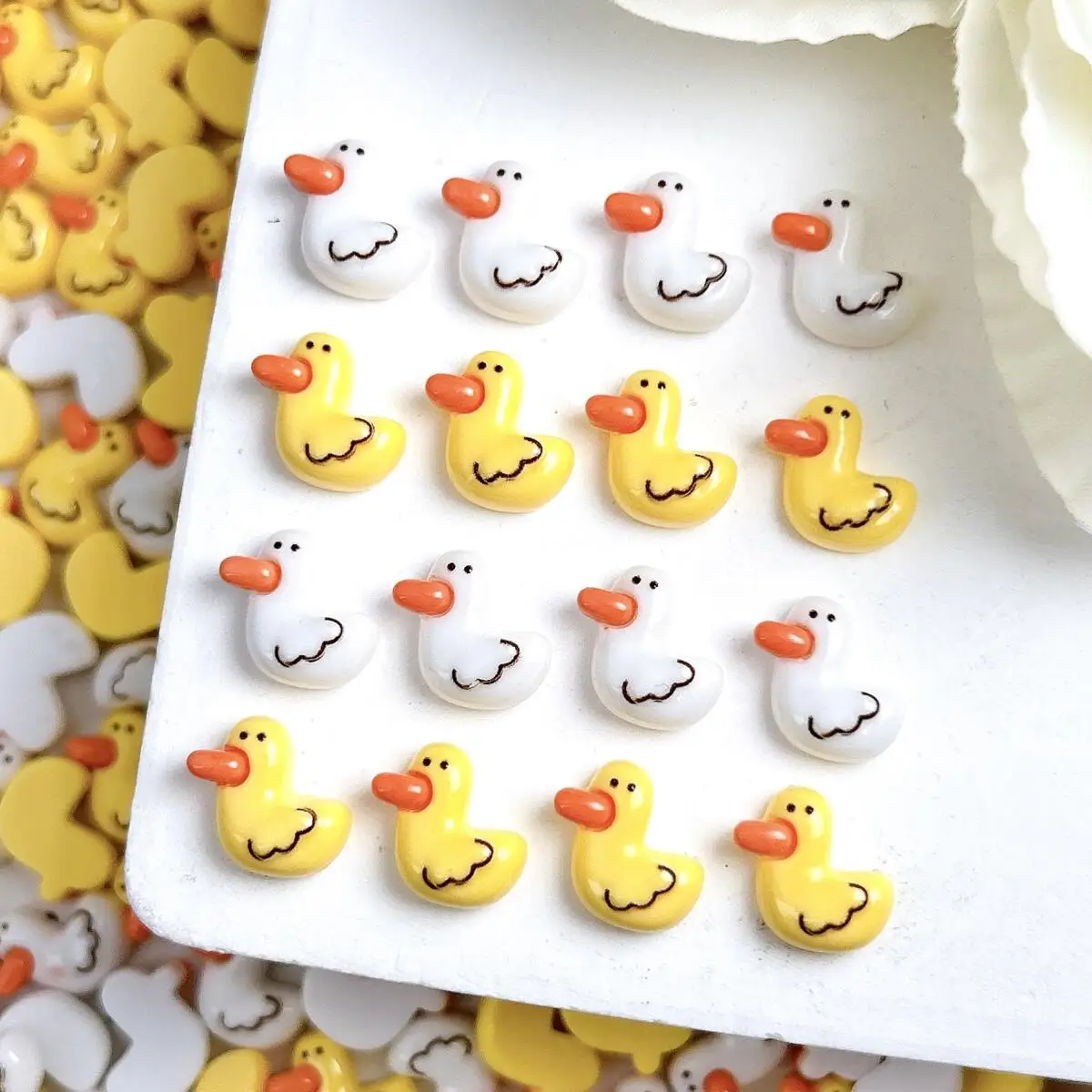 20 قطعة الكرتون رائعتين بطة صفراء الراتنج مسمار السحر ثلاثية الأبعاد جديد الإبداعية الأبيض بطة مسمار الفن زينة DIY بها بنفسك دبوس الشعر أجزاء الأظافر