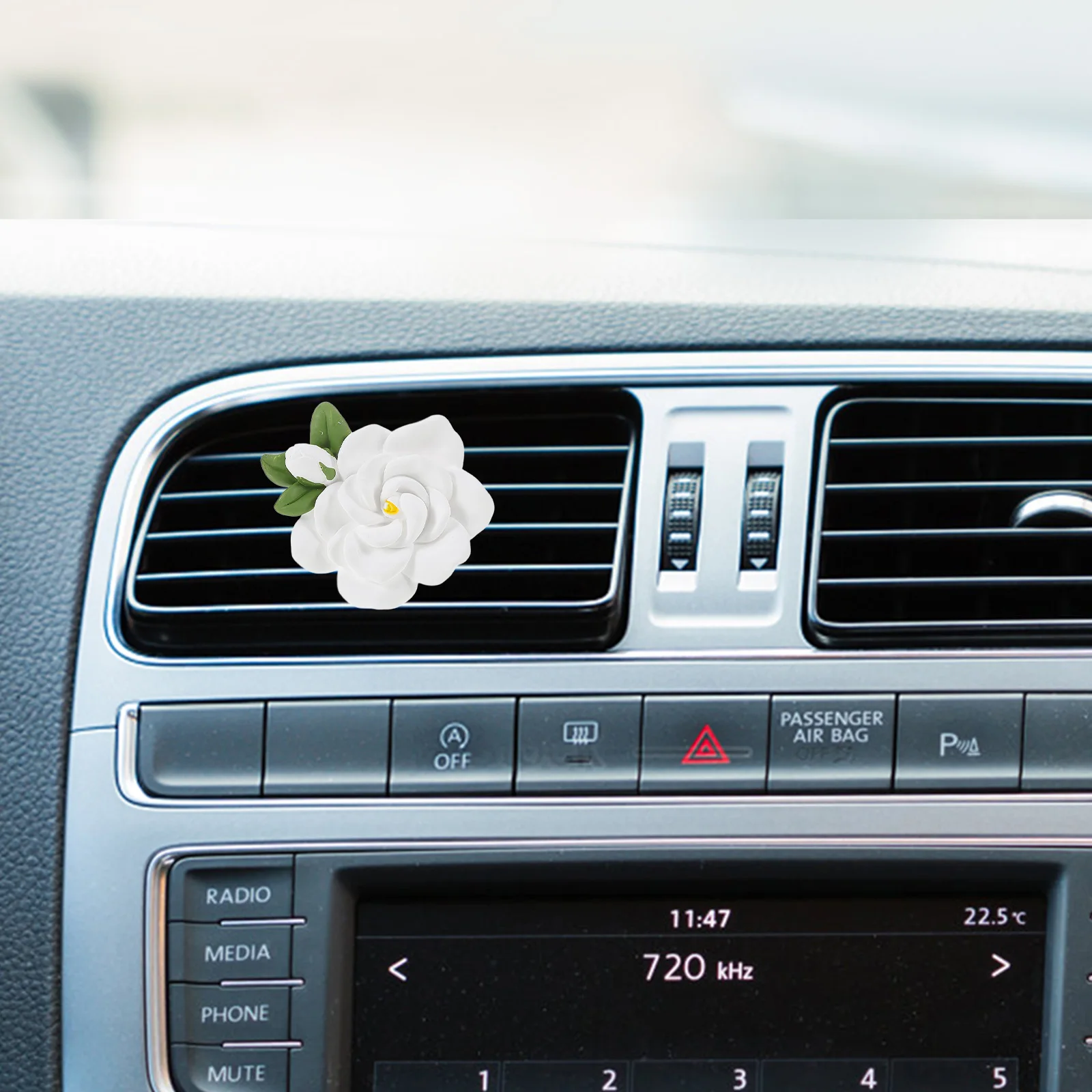 

Car Aromatherapy Clip Flower Shape Stylish Auto Vent Clip Comfortable Car Air Freshener Vent Decoration Dashboard Decorations