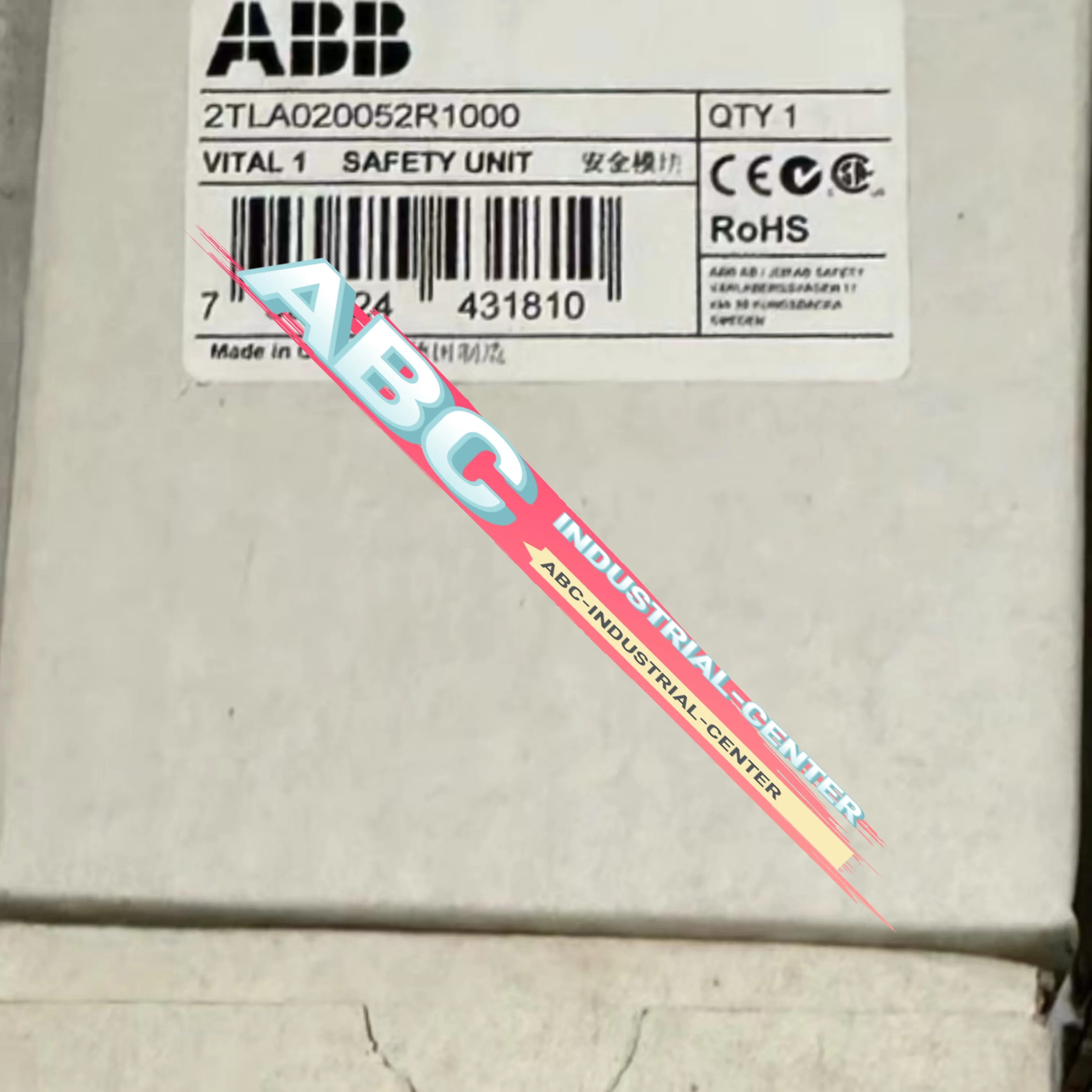 Output Module 2TLA020052R1000 3BSE008510R1 DO810  new in box