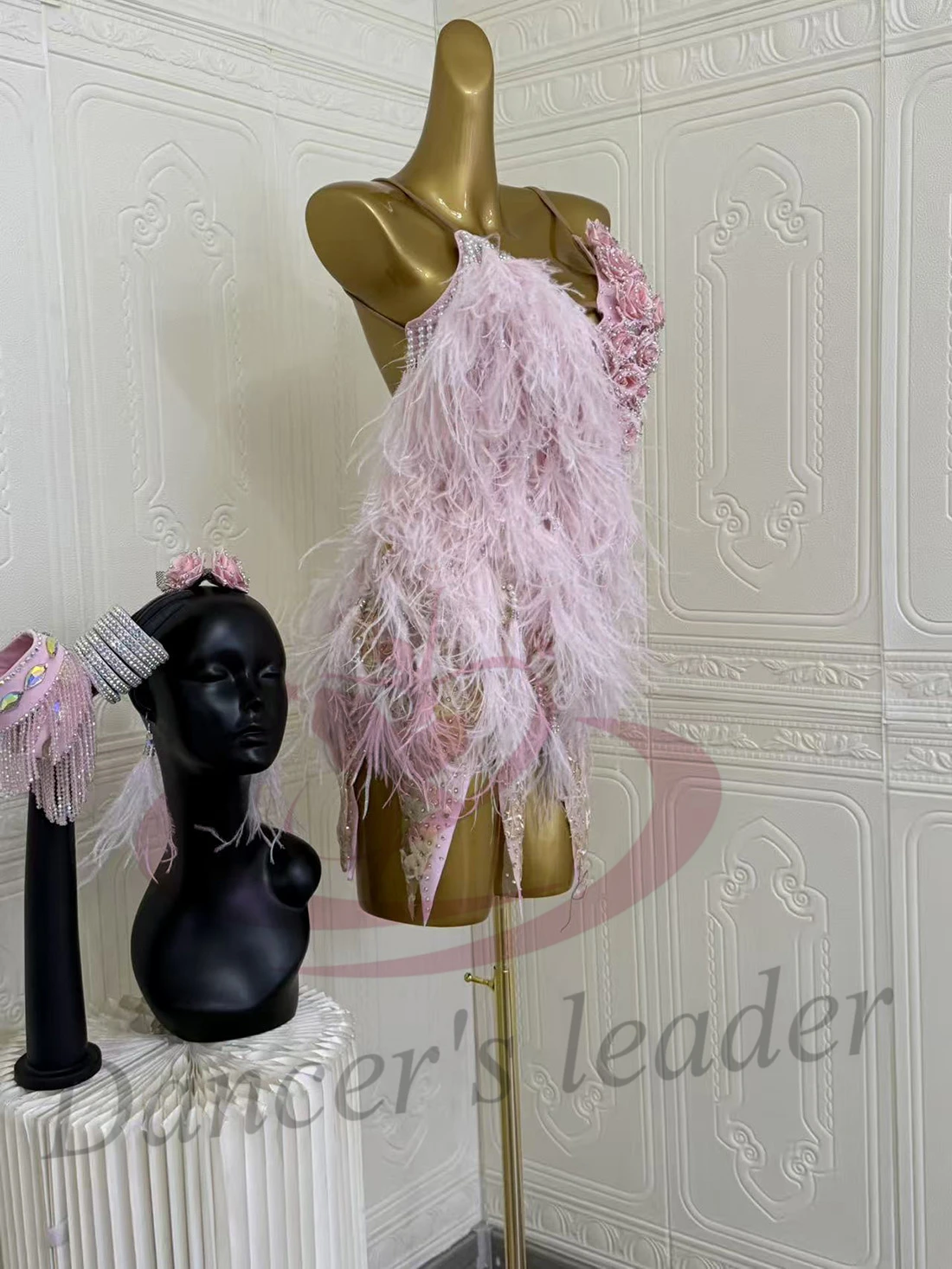 라틴 댄서 성인 어린이 고급 맞춤형 핑크 로즈 플러시 드레스 탱고 삼바 AB 스톤 공연 드레스