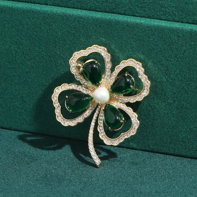 Vintage Green Glazed Four-Leaf Clover Brooches For Woman Luxury Hollow Art Deco Brand Jewelry High Quality Wedding Party Gift