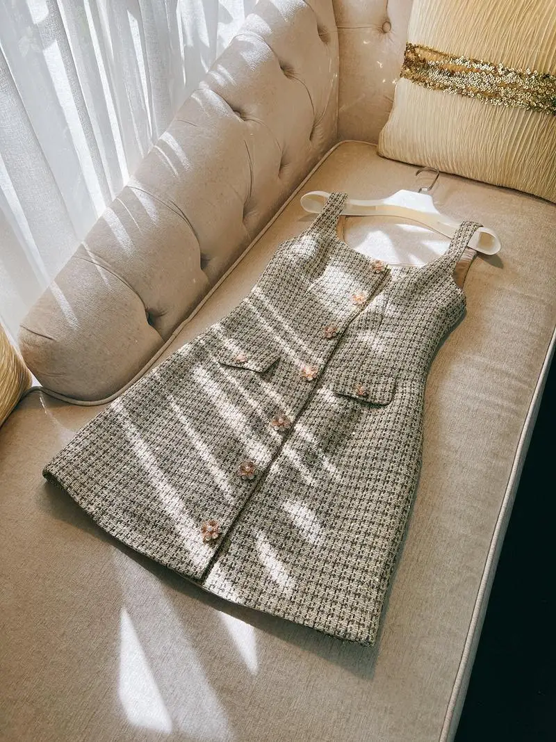 

Весна 2025: Новинка! Женский твидовый жилет в стиле Шанель и юбка А-силуэта с высокой талией (внутренний слой)