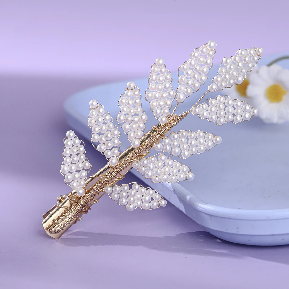 Elegante Perlen-Blatt-Haarspange Golddraht Handgefertigte Haarnadel Braut Hochzeit Haaraccessoires Feenhafter Boho Entenschnabel-Haarclip für Frauen