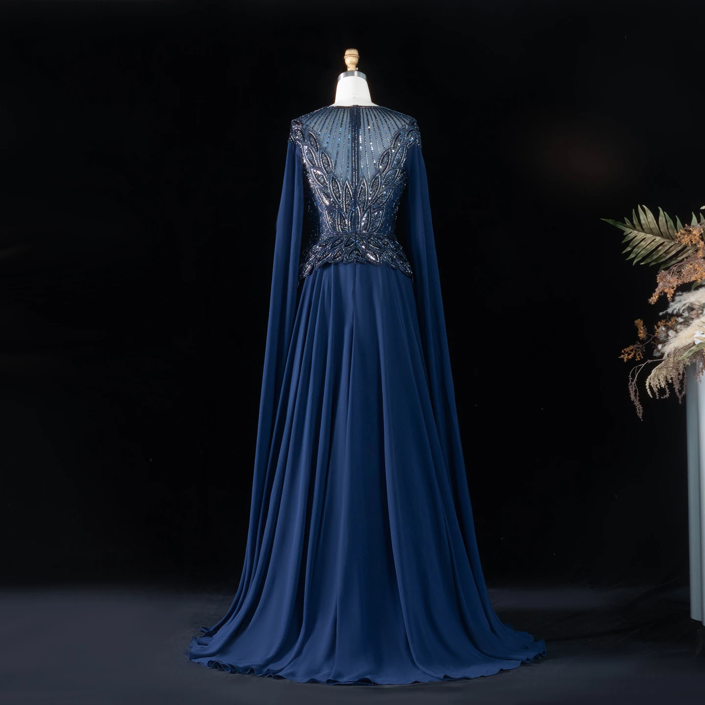 Sharon Said Abendkleider Glamouröses Schwarzes Chiffon-Paillettenkleid mit Perlen und Cape-Ärmeln Luxuriöses Dubai-Formelles Partykleid SS104 Maßanfertigung – Detail 6
