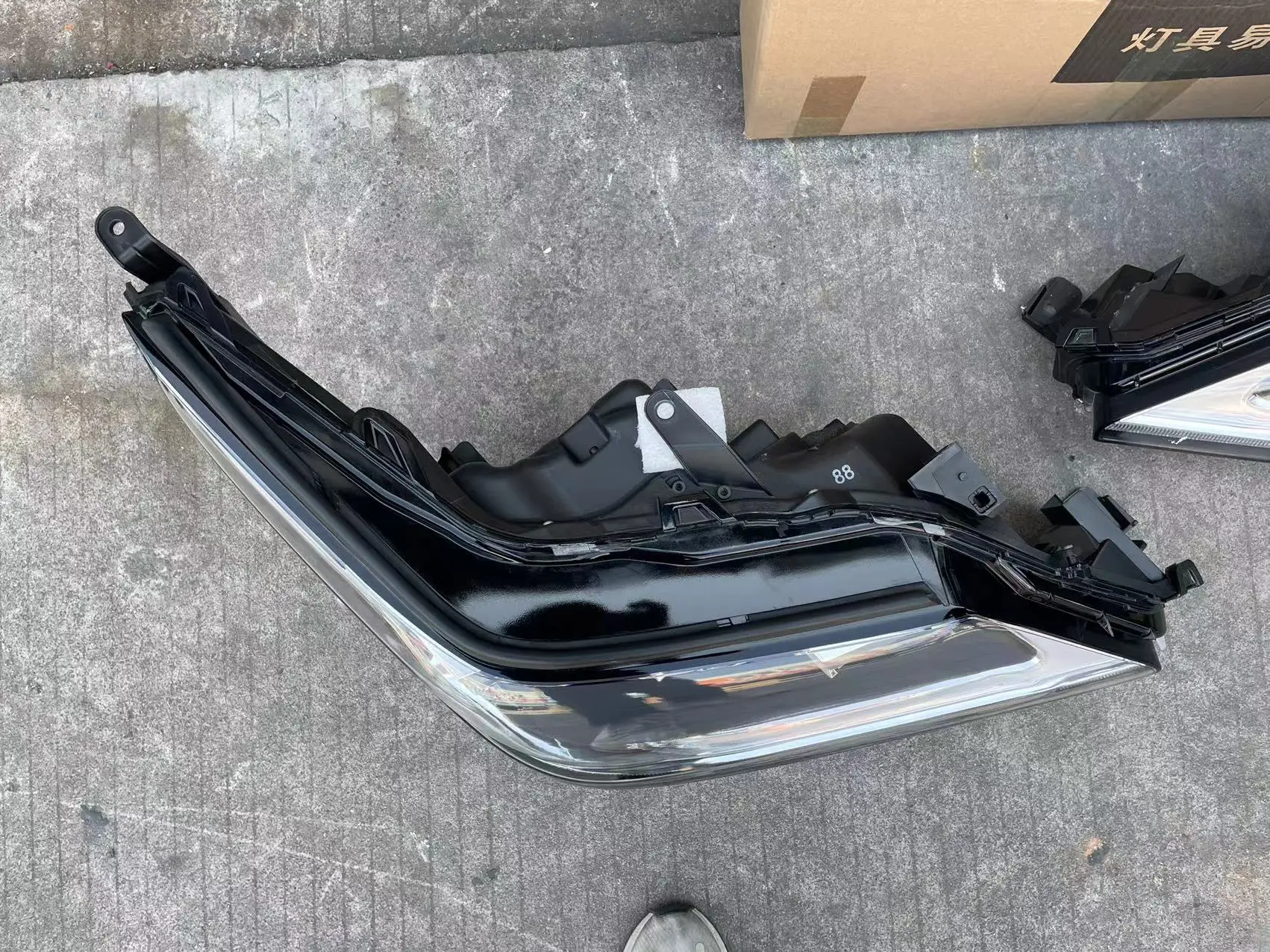 

Left Right Headlight Assembly for Lexus 2016-2022 LX570 2016 2017 2018 2019 2020 20212022