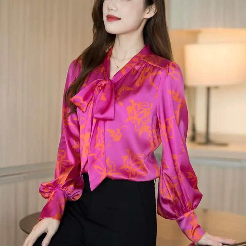 2024 Summer Women's Casual Fashion Elegant Commuting V-neck Satin Women's Printed Ribbon Fashion Lantern Sleeve Top Shirt