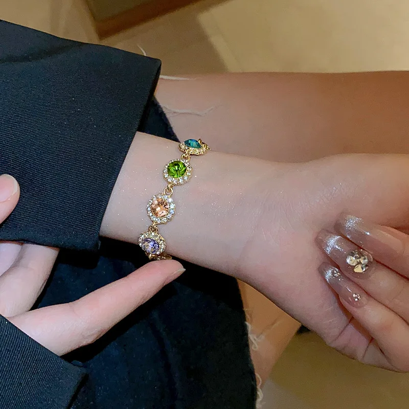 سوار نسائي أنيق متعدد الألوان من الأحجار الكريمة - الهدية المثالية لها، مثالي للارتداء اليومي أو التجمعات #3