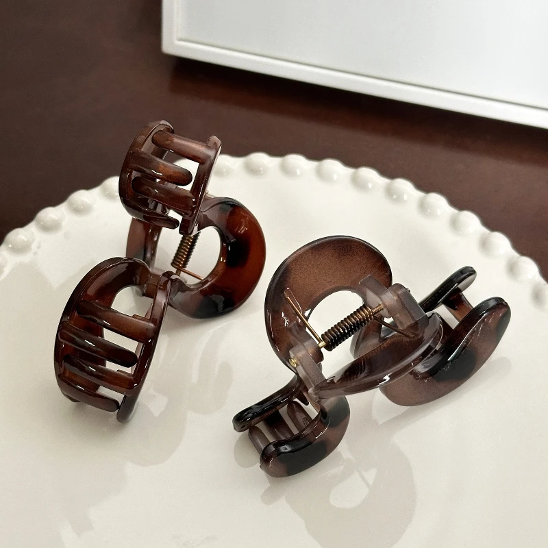 نصف الرمز البريدي الحد الأدنى مشبك شعر هندسي متعدد الاستخدامات الظهر رئيس القرش زاجيم خمر القهوة اللون انتزاع زاجيم إكسسوارات الشعر