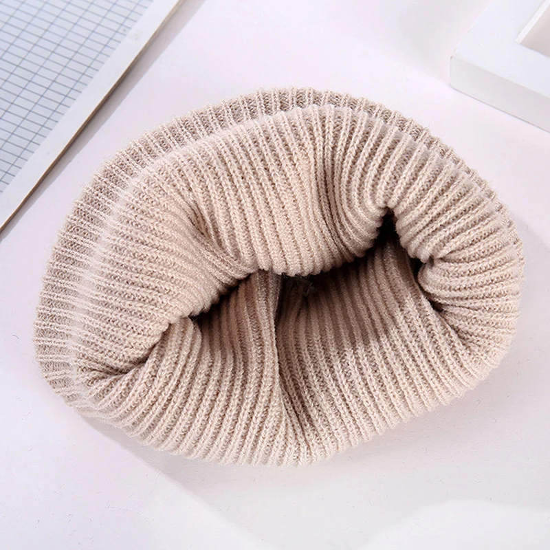 秋冬の女性用ウール帽子 カールソリッドカラー 多用途帽子 男女兼用 フリップコールドハット ドームニット帽子