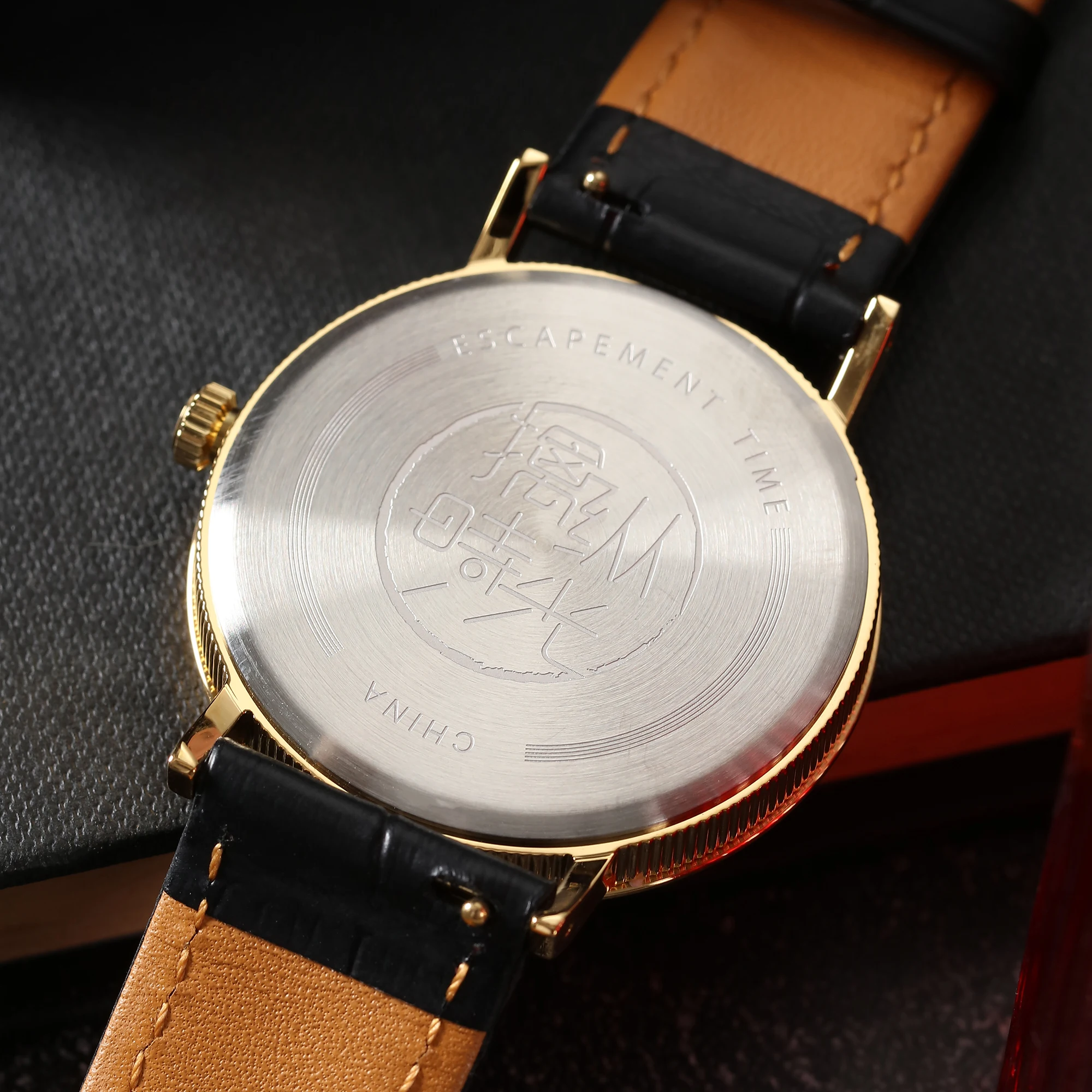 【Escapement Time】 Quarzwerkuhr, 38,5 mm Gehäuse, wasserdicht, 50 m, blauer Hand zur Wärmebehandlung – Detail 15