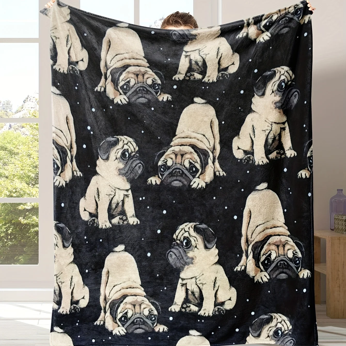 Niedliche Mops-bedruckte Flanelldecke für Sofa, Sofa, Büro, Bett, Campingausflug, Mehrzweck-Geschenkdecke für alle Jahreszeiten