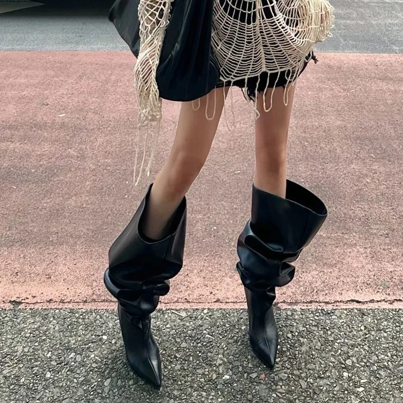 

Черные женские длинные сапоги с большими стенками, осень-зима 2022, длинные туфли-трубы на высоком каблуке, женские плиссированные рыцарские сапоги до середины икры с острым носком