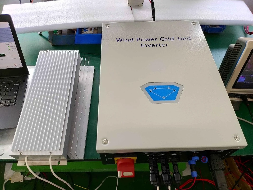 Hybrid Solar Inverter Wind Turbine Controller 5kw 240v 50Hz Wind Turbine Inverter