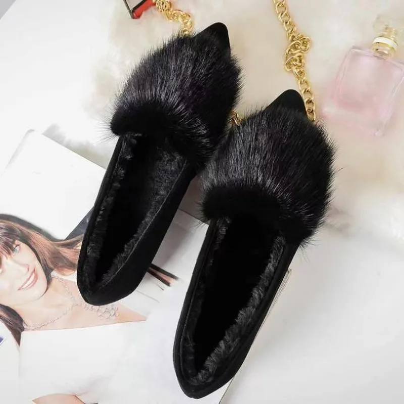 

Модная женская обувь с острым носком, новинка 2025, женские повседневные одинарные туфли, лоферы из норки с плюшем, хлопковые туфли большого размера