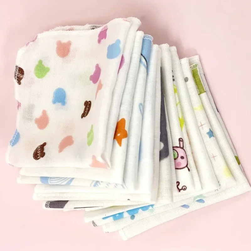 5pc 20*20cm Double Gauze Handkerchief Baby Bath Towel Newborn Cartoon Printed Gauze Square Breastfeeding Baby Saliva Towel