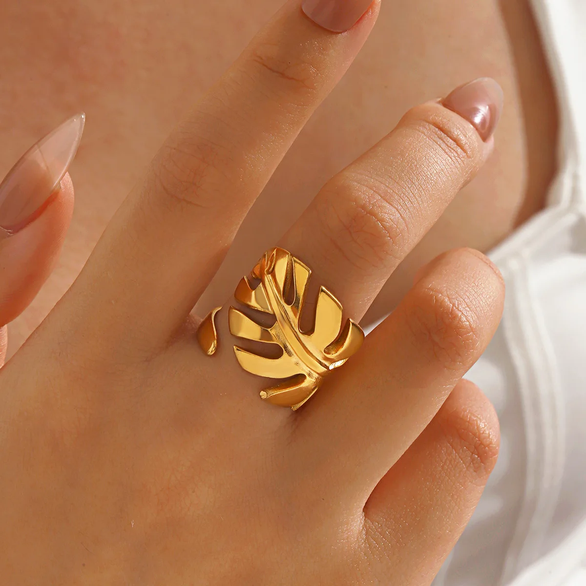 Bohemia Adjustable Stainless Steel Gold Color Ring with Brown Leaves for Women Wedding Aesthetic Party Fashion Jewelry