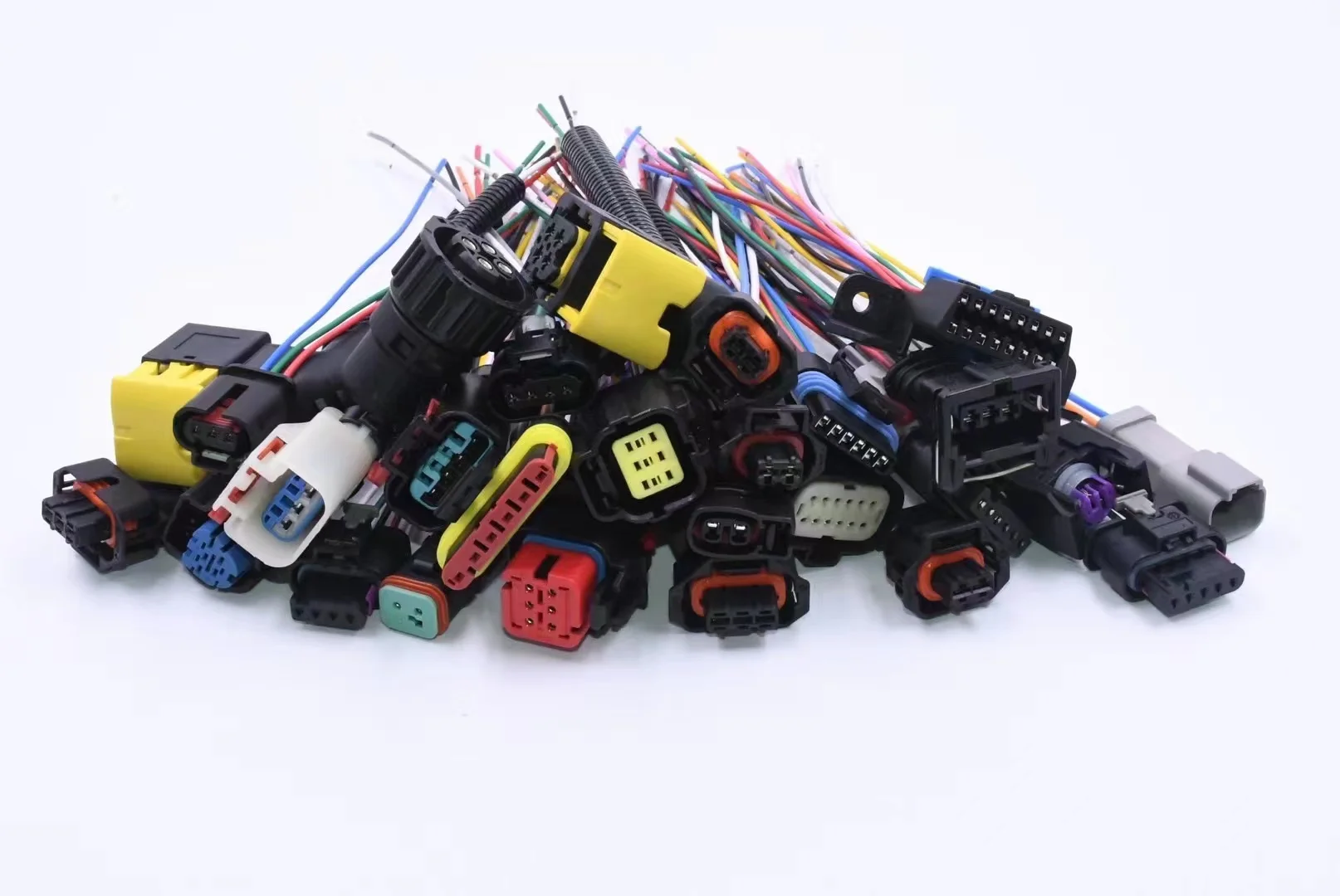 2 Pin 1.5mm Waterproof Automotive Connector Fuel Diesel Injector Fuel Rail Plug T15 10811963 240PC024S8014
